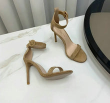 Load image into Gallery viewer, GR Sandals
