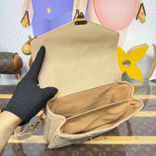 Load image into Gallery viewer, Pochette Metis
