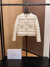 Load image into Gallery viewer, Aristeo Jacket
