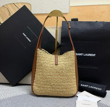 Load image into Gallery viewer, Le 5 Raffia
