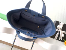 Load image into Gallery viewer, Deauville Tote
