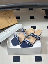 Load image into Gallery viewer, Cotton Sandals
