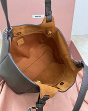 Load image into Gallery viewer, Leather Bag

