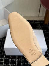 Load image into Gallery viewer, Suede Loafers
