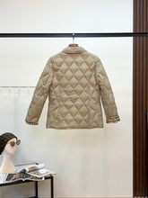 Load image into Gallery viewer, Quilted Jacket
