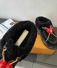 Load image into Gallery viewer, Cortina Mules
