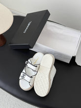 Load image into Gallery viewer, CC Sandals
