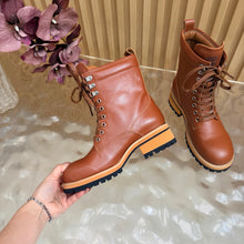 Load image into Gallery viewer, Leather Boots
