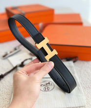 Load image into Gallery viewer, Reversible Belt
