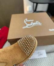 Load image into Gallery viewer, Chelsea Boots
