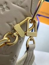 Load image into Gallery viewer, Coussin Hobo
