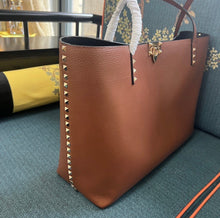 Load image into Gallery viewer, Rockstud Tote
