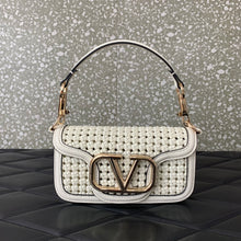 Load image into Gallery viewer, Loco Raffia Bag
