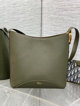 Load image into Gallery viewer, Bucket Bag

