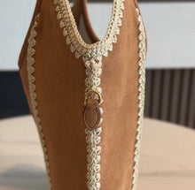 Load image into Gallery viewer, Ivy Tote
