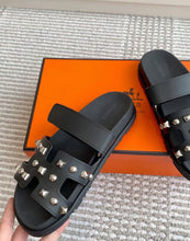 Load image into Gallery viewer, Chypre Sandals
