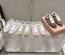 Load image into Gallery viewer, Logo Trainers
