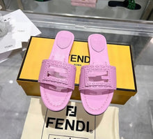 Load image into Gallery viewer, Baguette Sandals
