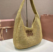 Load image into Gallery viewer, Crochet Tote
