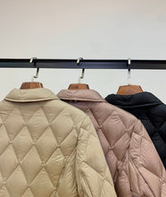 Load image into Gallery viewer, Quilted Jacket
