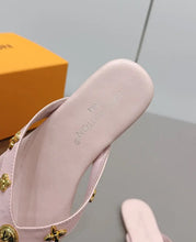 Load image into Gallery viewer, Leather Sandals
