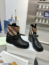 Load image into Gallery viewer, Check Boots
