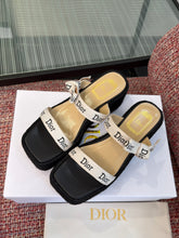 Load image into Gallery viewer, Cotton Wedges
