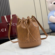 Load image into Gallery viewer, Venice Mini Bucket Bag
