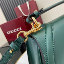 Load image into Gallery viewer, Blondie Medium
