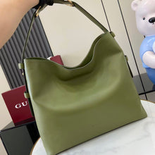 Load image into Gallery viewer, Beatrix Tote
