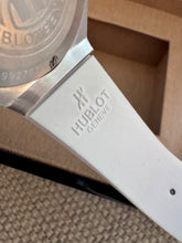 Load image into Gallery viewer, Ready to post
