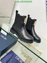 Load image into Gallery viewer, Leather Ankle Boots
