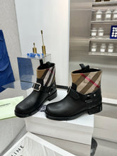 Load image into Gallery viewer, Check Boots
