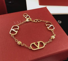 Load image into Gallery viewer, Logo Bracelet
