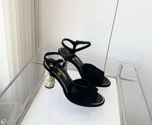 Load image into Gallery viewer, CC Sandals
