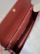 Load image into Gallery viewer, Kate Chain Bag
