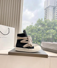 Load image into Gallery viewer, Hexa Trainers
