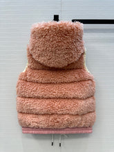 Load image into Gallery viewer, Teddy Gilet
