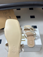 Load image into Gallery viewer, Cotton Sandals
