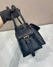 Load image into Gallery viewer, Explore Tote
