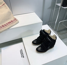 Load image into Gallery viewer, Wedge Trainers
