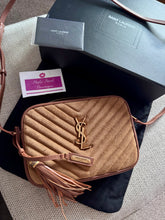 Load image into Gallery viewer, Lou Camera Bag
