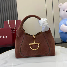 Load image into Gallery viewer, Medium Softbit Bag
