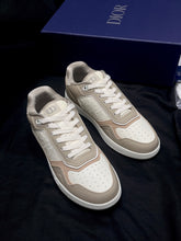 Load image into Gallery viewer, B27 Trainers
