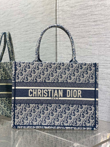 Medium Book Tote