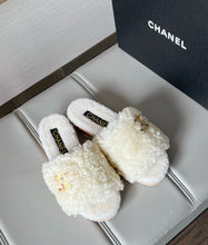 Load image into Gallery viewer, CC Sandals
