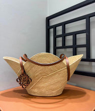Load image into Gallery viewer, Petal Basket Bag
