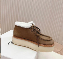 Load image into Gallery viewer, Fur Shoes
