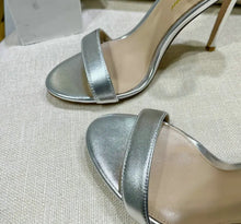 Load image into Gallery viewer, GR Sandals
