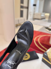 Load image into Gallery viewer, Leather Slingbacks
